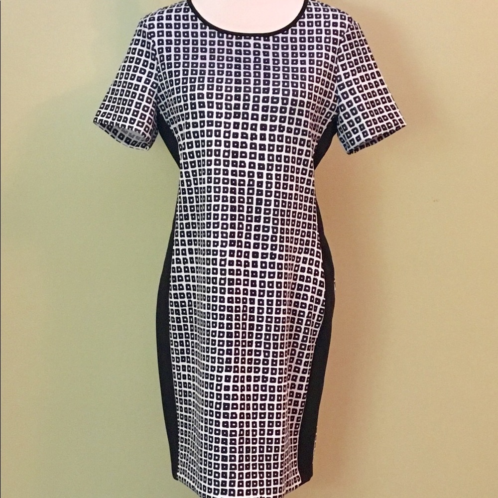 Reed Scuba Dress, Size M
